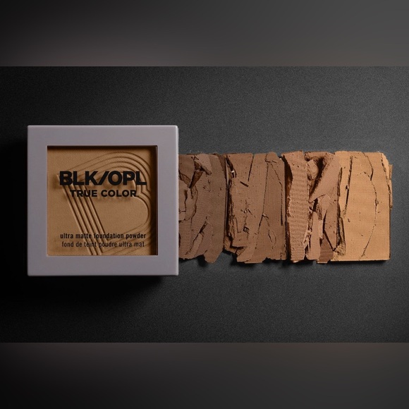 BLK/OPL True Color Ultra Matte Foundation Powder - 600 Medium Deep Net Wt 0.30oz - Picture 3 of 6